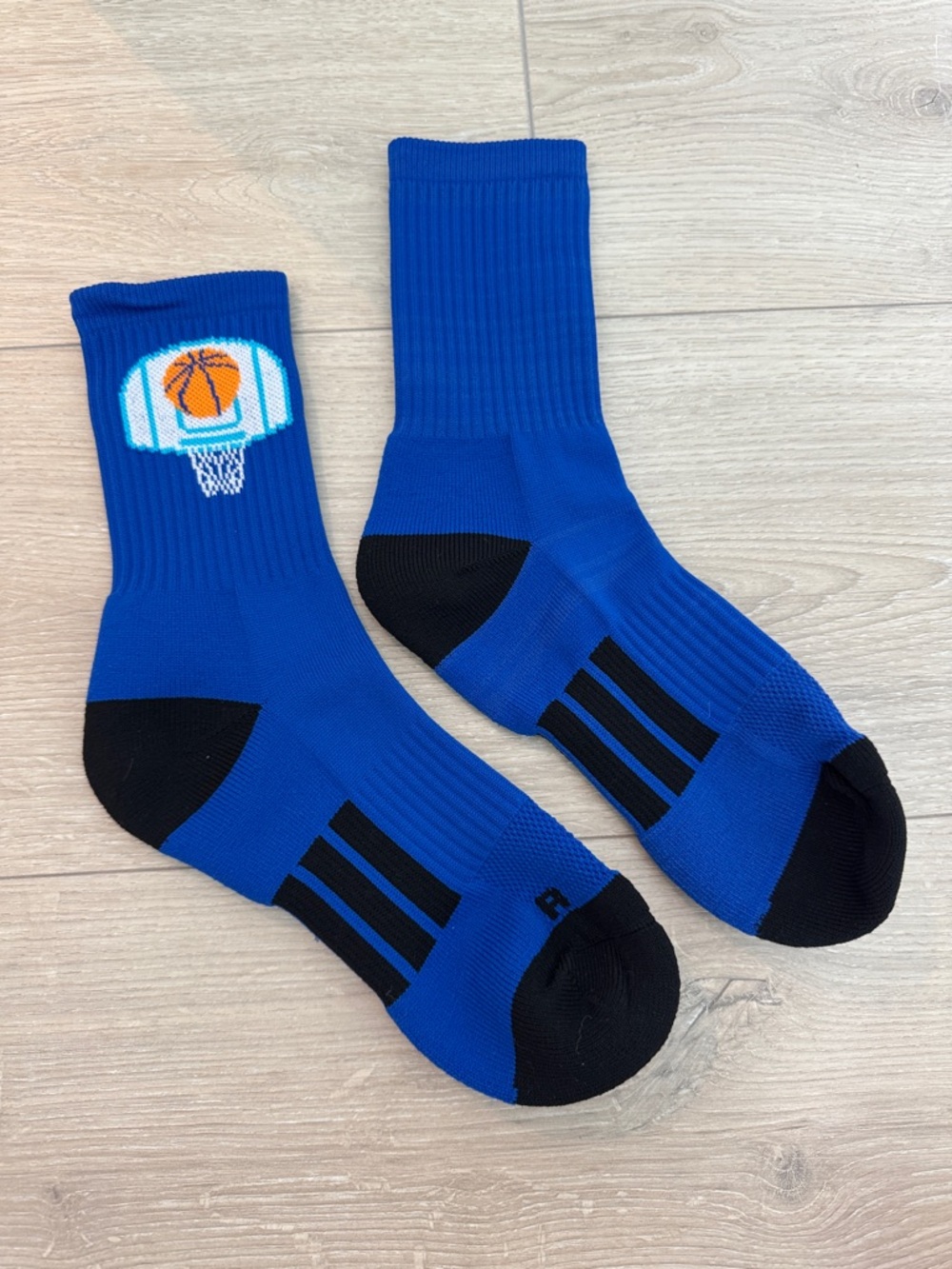 Blue Basketball Crew Socks - Athletic Comfort